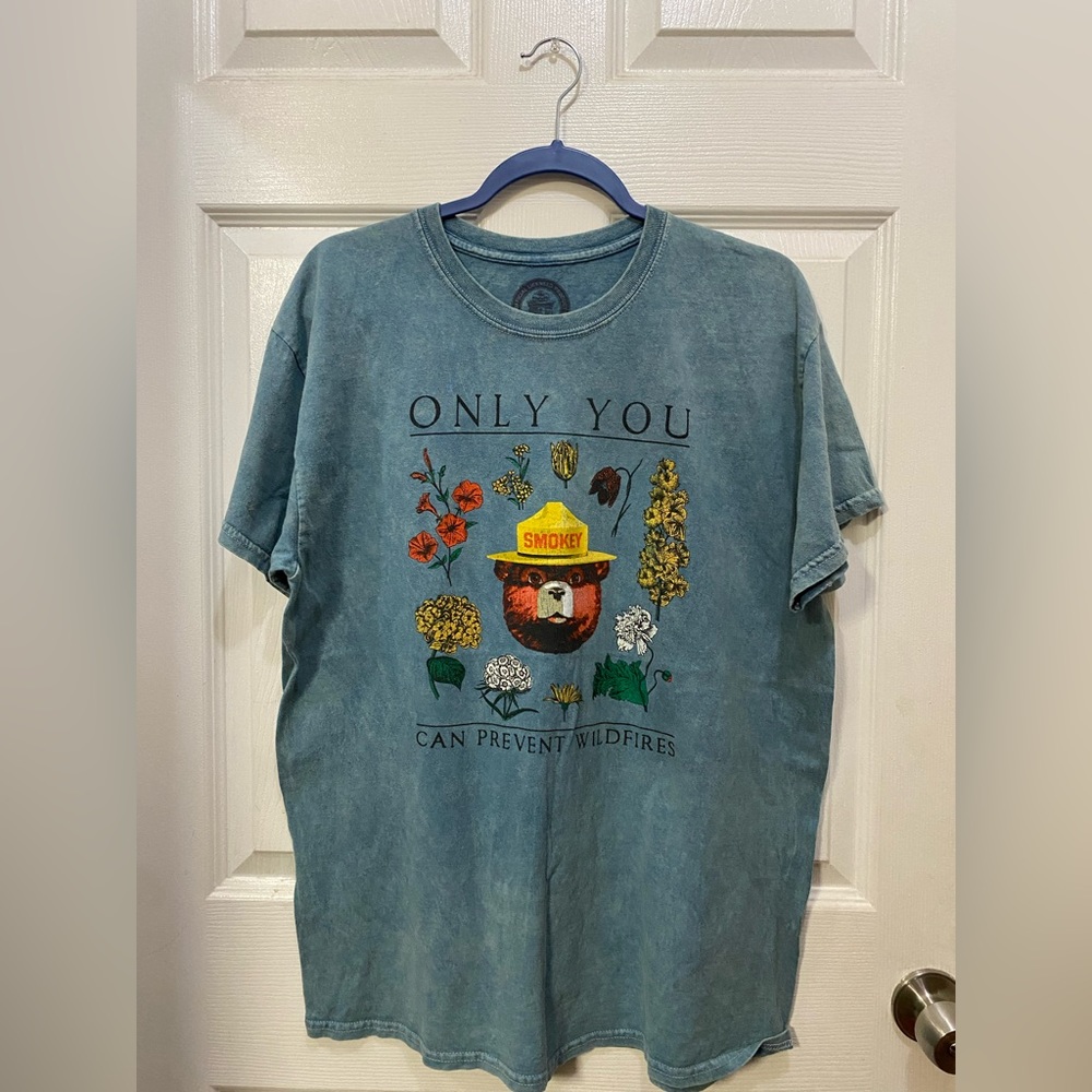 Official Smokey The Bear Blue Light Wash Tee Shirt